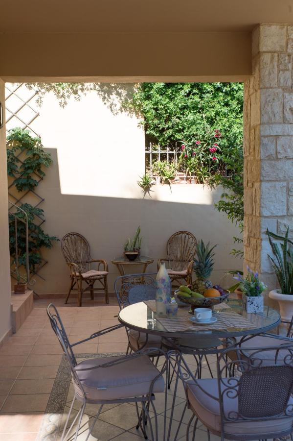 Heraklion Comfy House With Mountain View Exterior foto